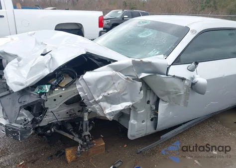 2022 Dodge Challenger Sxt z USA, uszkodzony, nr VIN 2C3CDZAG8NH132142